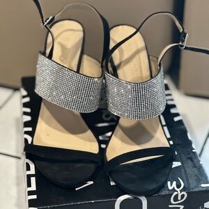 Elegant Black and Silver Women's Sandals